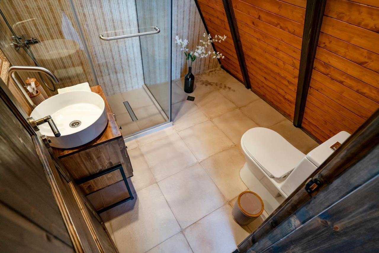Villa Voyager Kazbegi Esterno foto
